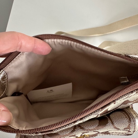 Coach Brown and Cream Signature Crossbody Bag - Picture 7 of 10